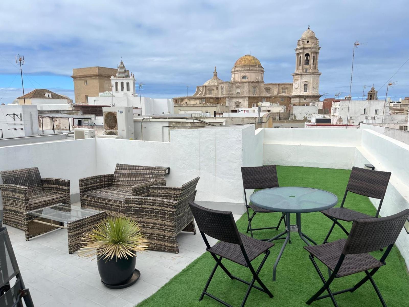 Apartment Hidden Gem Penthouse El Meson *
